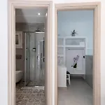 In Heart House - Naousa, Paros ナウサ