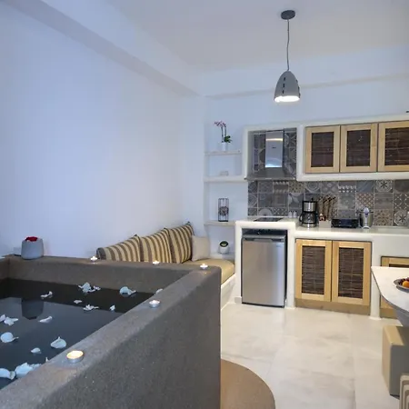 In Heart House - Naousa, Paros Νάουσα