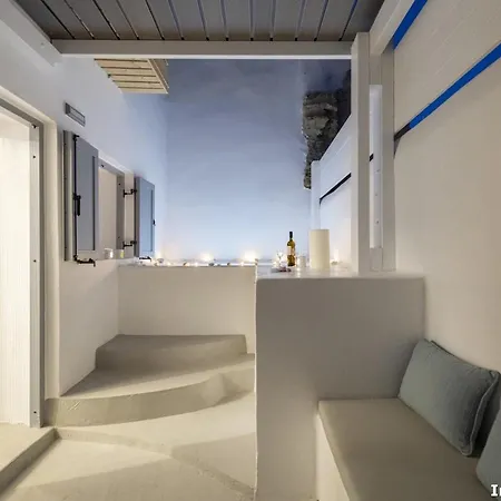 In Heart House - Naousa, Paros * Νάουσα