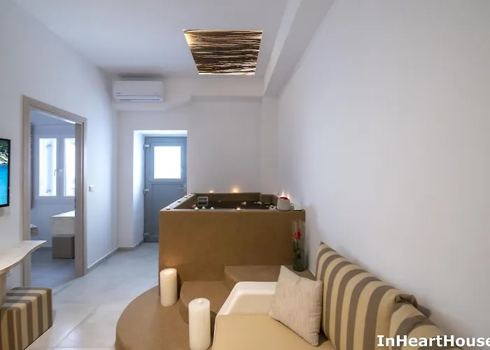In Heart House - Naousa, Paros *