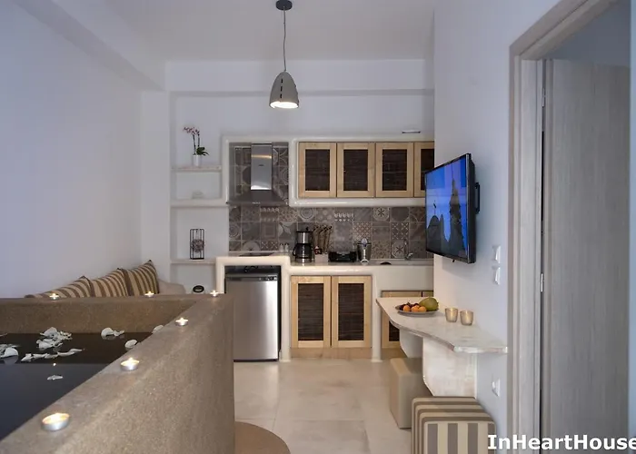 In Heart House - Naousa, Paros